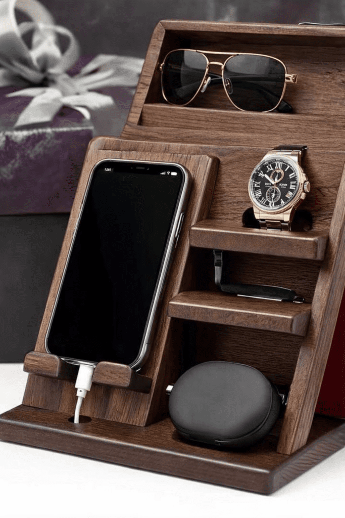 Mamerto Gomes Instead Of Keys Ad Luxurious Sunglases For Men. High Resolution I Adb6331c 7adf 46ca 9f6e 1b93a40028a2 683x1024